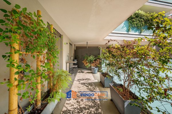 appartamento in vendita a Milano in zona Bullona