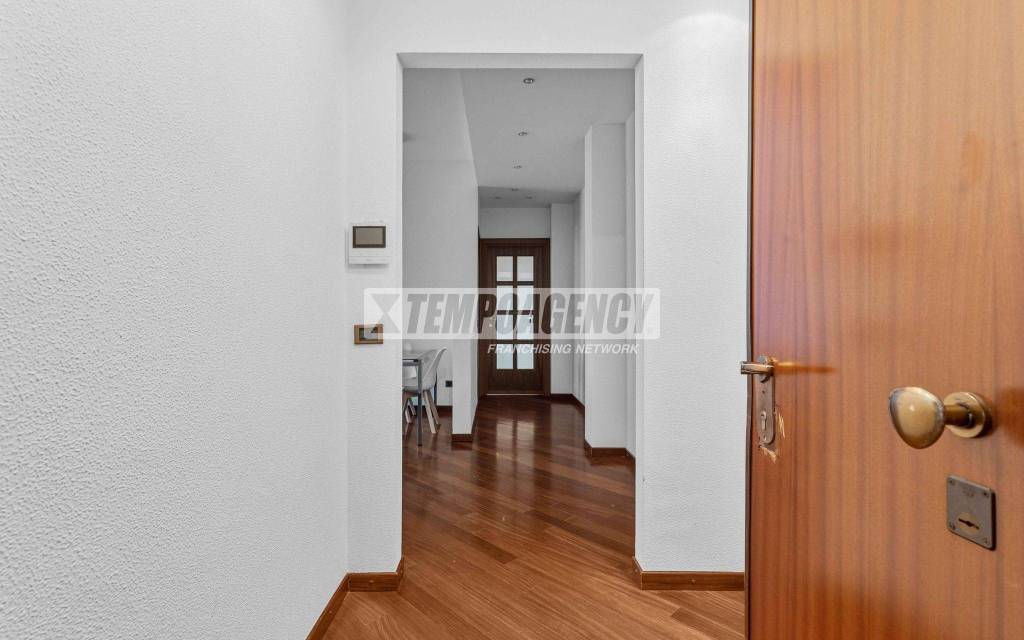 appartamento in vendita a Milano in zona Barona