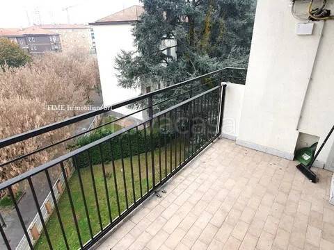 appartamento in vendita a Milano in zona Corvetto