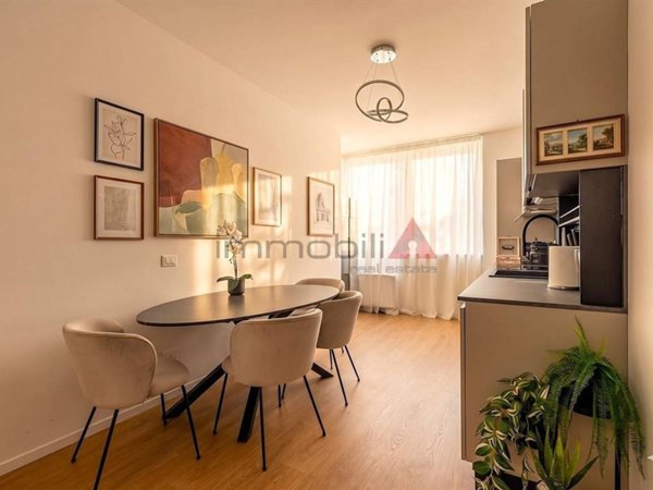 appartamento in vendita a Milano in zona Vigentino