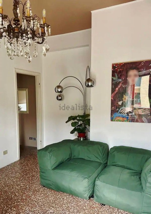 appartamento in vendita a Milano in zona Porta Genova