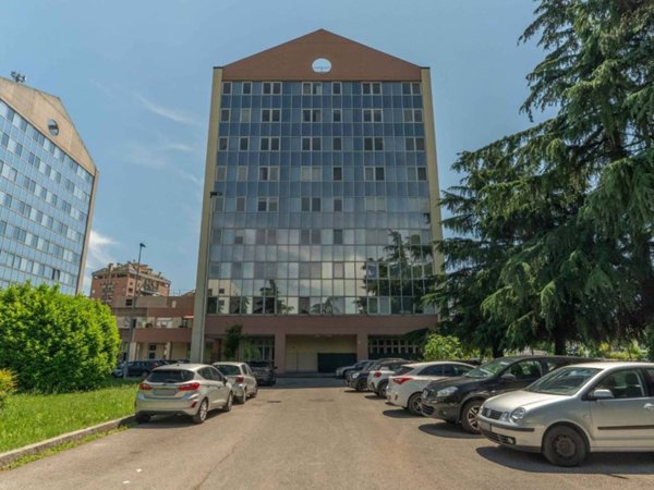appartamento in vendita a Milano in zona Vigentino