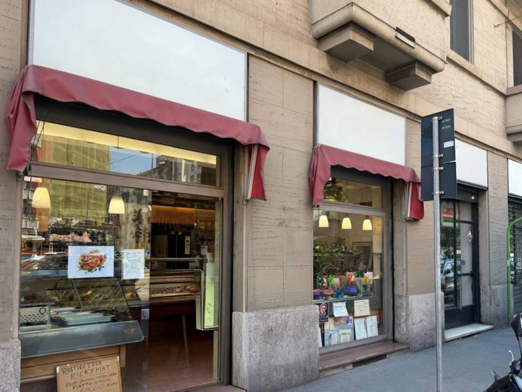 negozio in vendita a Milano in zona Porta Vittoria