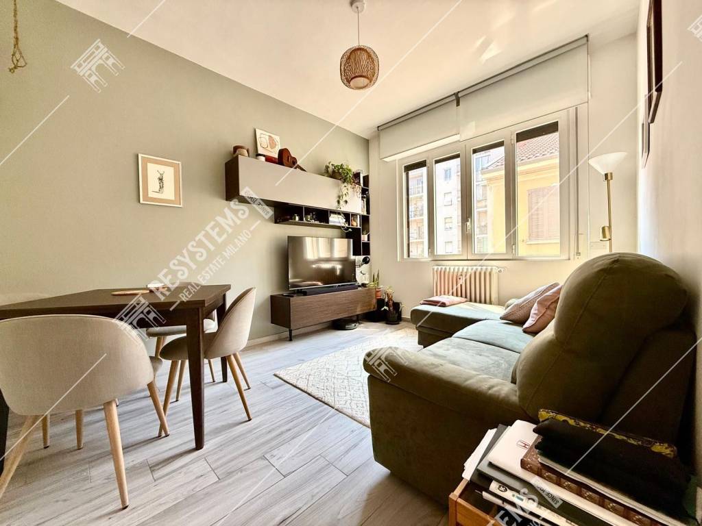appartamento in vendita a Milano in zona San Cristoforo