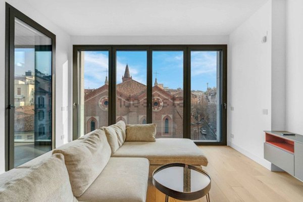 appartamento in vendita a Milano in zona Porta Garibaldi