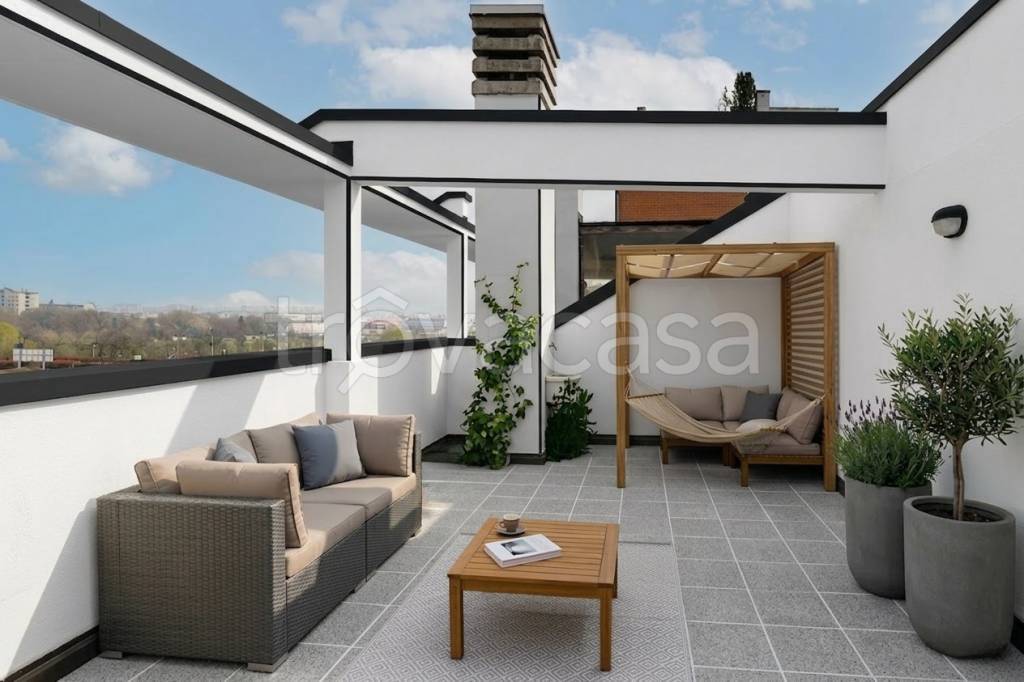 appartamento in vendita a Milano in zona Piazzale Lodi