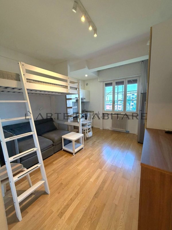 appartamento in vendita a Milano in zona Villapizzone