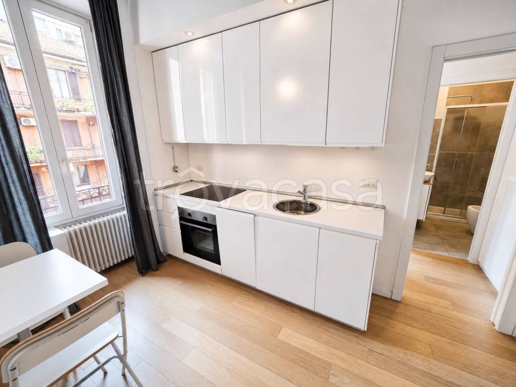 appartamento in vendita a Milano in zona Loreto