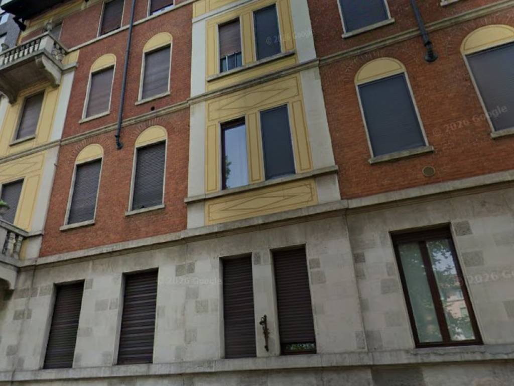 negozio in vendita a Milano in zona Chiesa Rossa