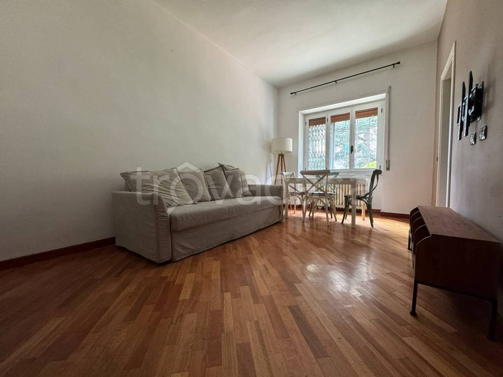 appartamento in vendita a Milano in zona Bande Nere