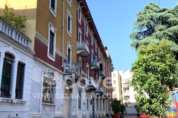 appartamento in vendita a Milano in zona Dergano