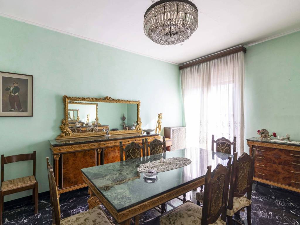 casa indipendente in vendita a Milano in zona Baggio