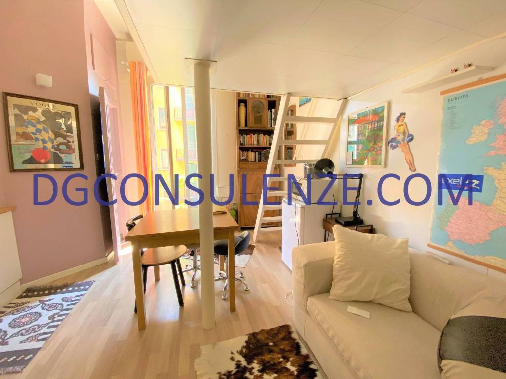 appartamento in vendita a Milano in zona Centro Direzionale