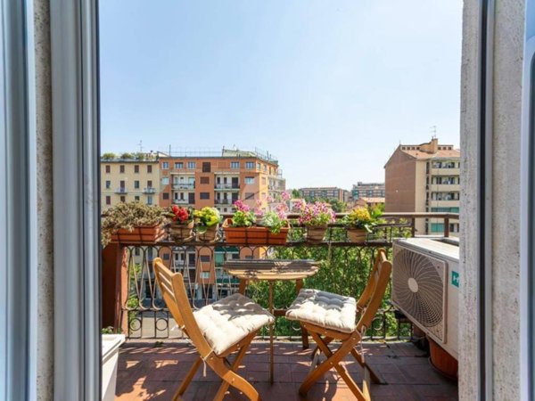 appartamento in vendita a Milano in zona San Cristoforo