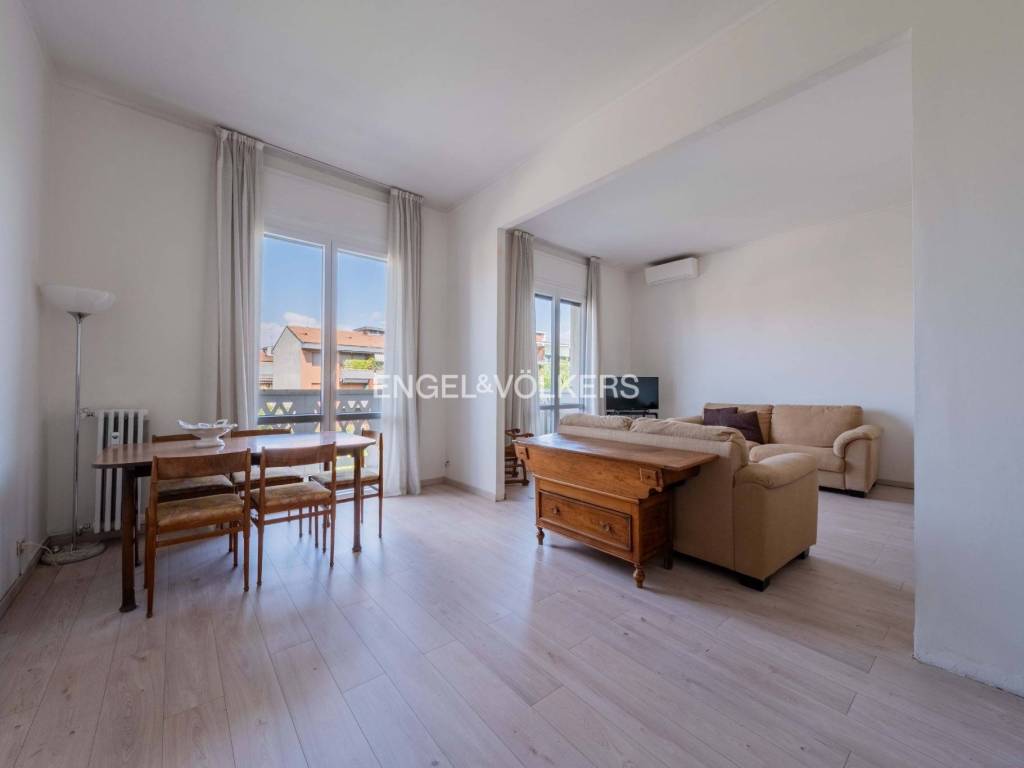 appartamento in vendita a Milano in zona Solari