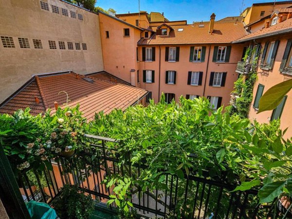 appartamento in vendita a Milano in zona Porta Vittoria