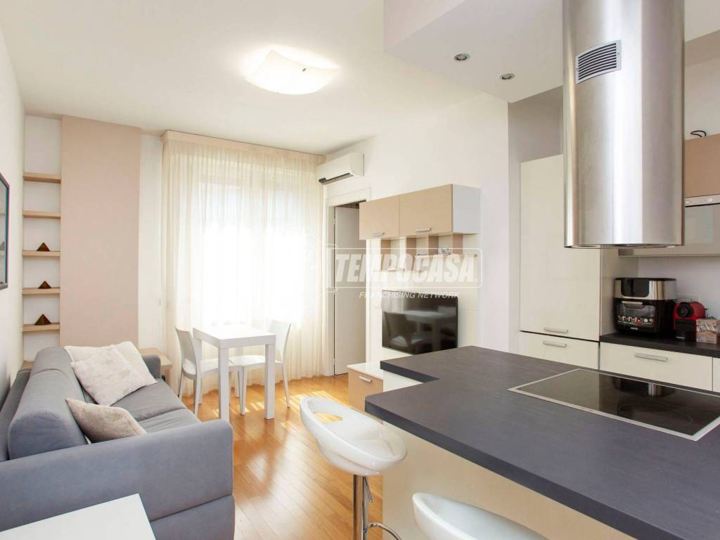 appartamento in vendita a Milano in zona Isola