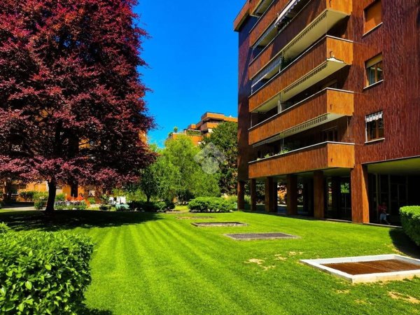 appartamento in vendita a Milano in zona Vigentino