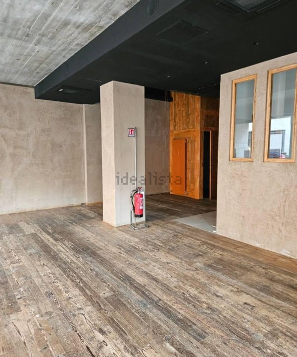 casa indipendente in vendita a Milano in zona Porta Nuova