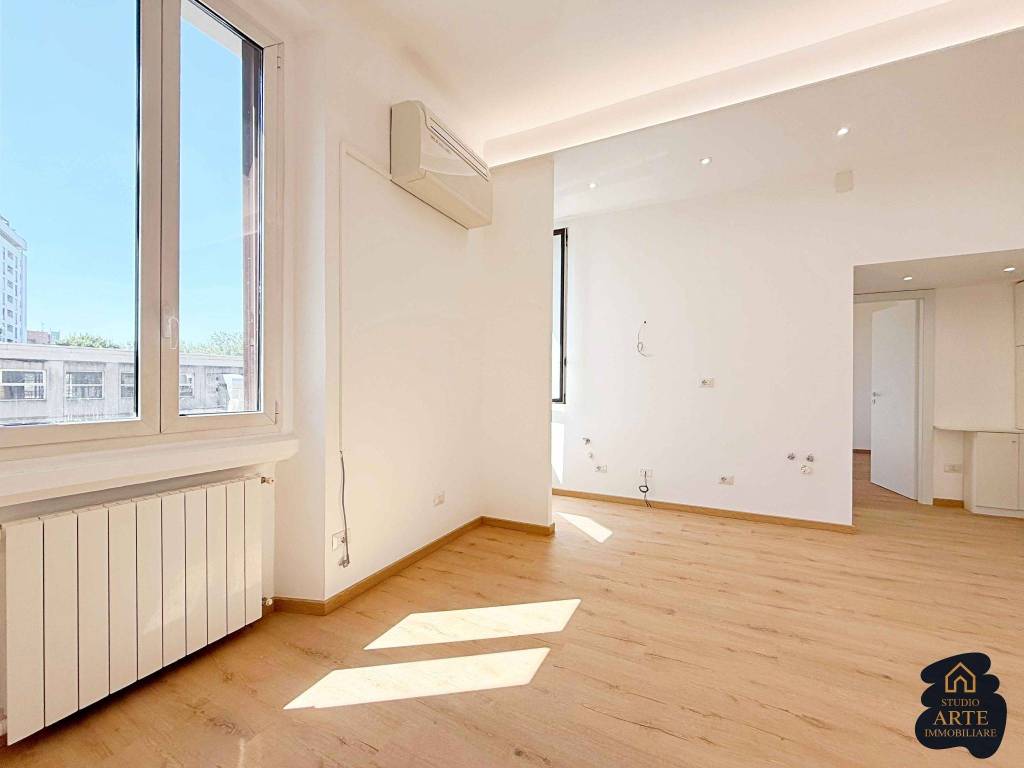 appartamento in vendita a Milano in zona Vigentino