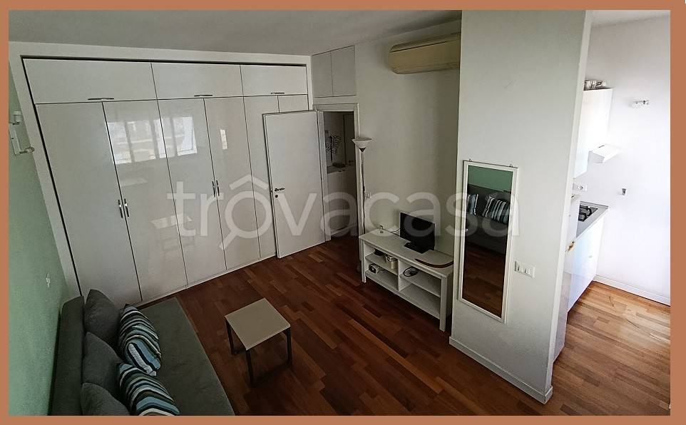 appartamento in vendita a Milano in zona Greco