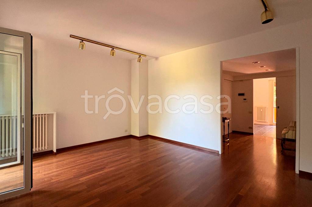 appartamento in vendita a Milano in zona Boffalora