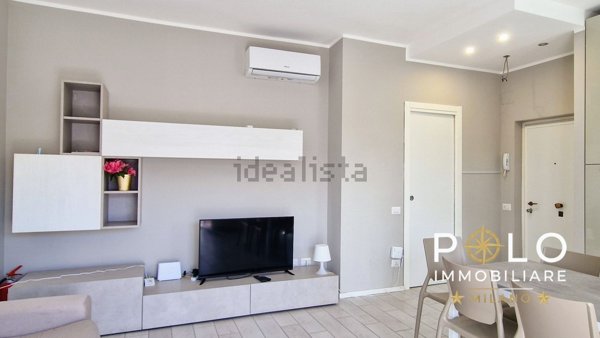 appartamento in vendita a Milano in zona Lorenteggio