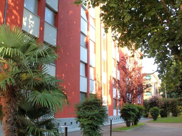 appartamento in vendita a Milano in zona Corvetto