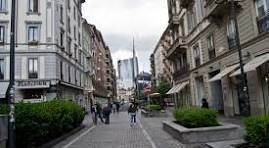 appartamento in vendita a Milano in zona Porta Nuova