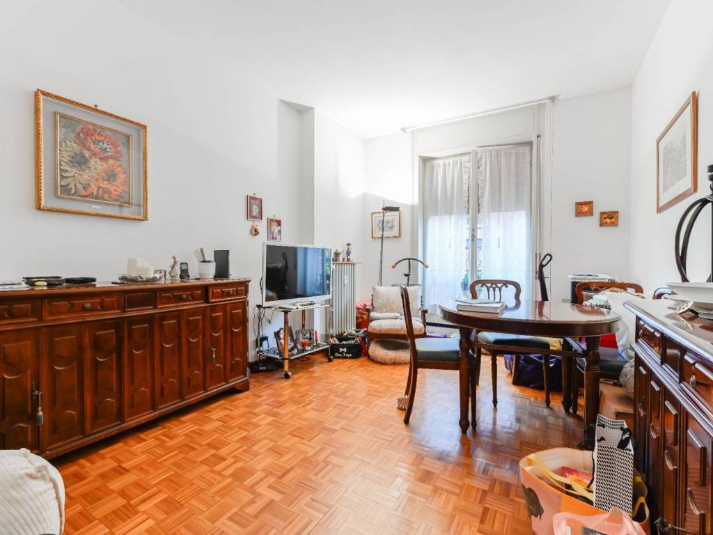 appartamento in vendita a Milano in zona Maggiolina