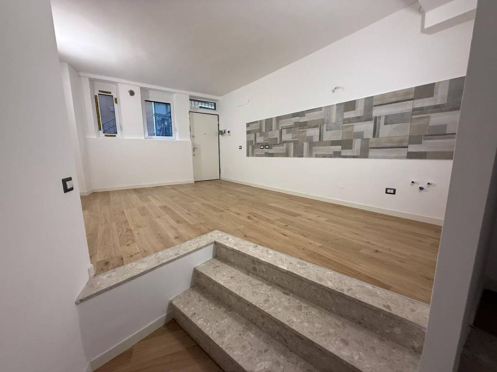appartamento in vendita a Milano in zona Lambrate