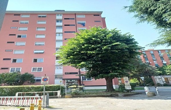 appartamento in vendita a Milano in zona Comasina