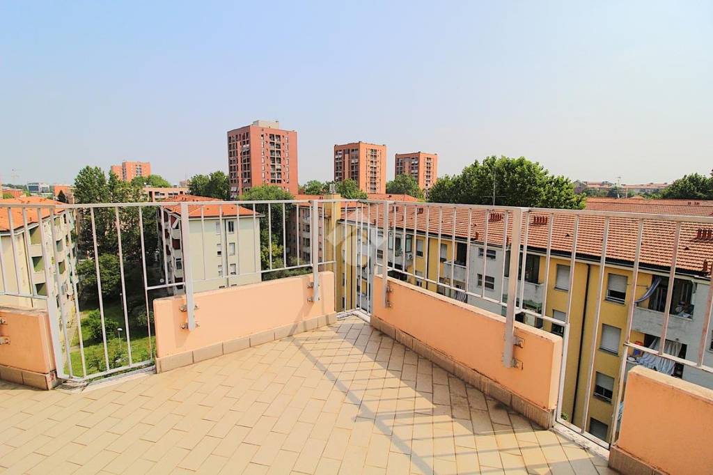 appartamento in vendita a Milano in zona Quarto Oggiaro