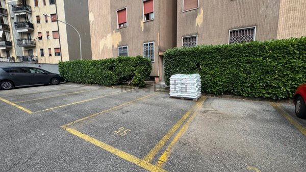 casa indipendente in vendita a Milano in zona Precotto