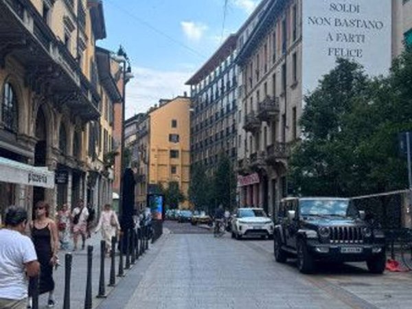 appartamento in vendita a Milano in zona Porta Tenaglia
