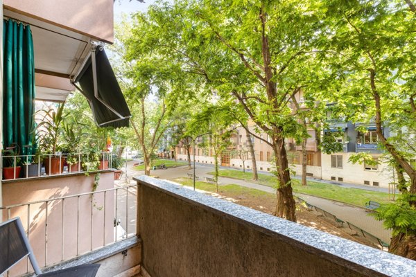 appartamento in vendita a Milano in zona Gorla