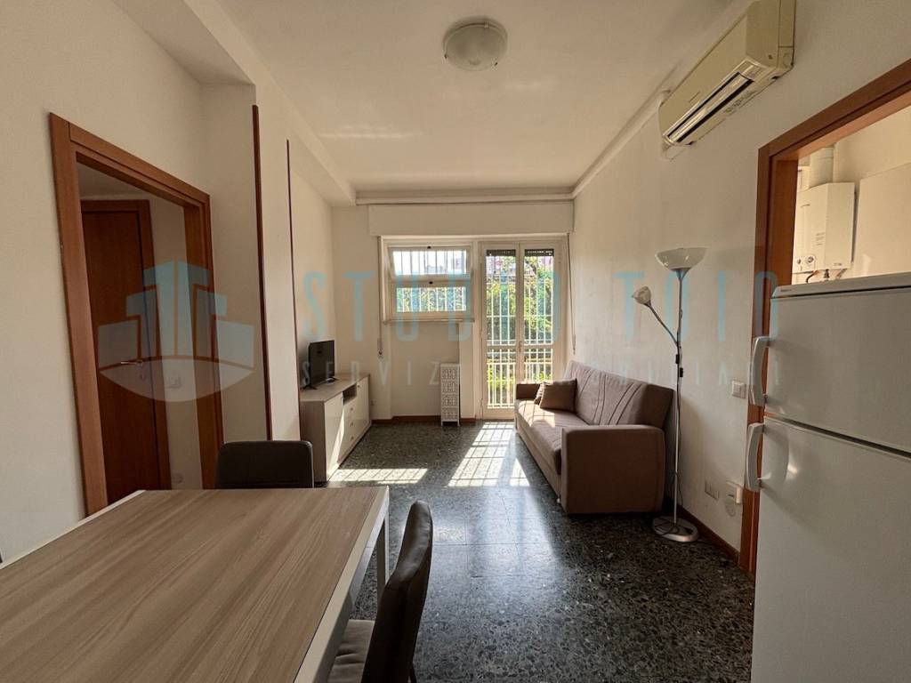 appartamento in vendita a Milano in zona Città Studi