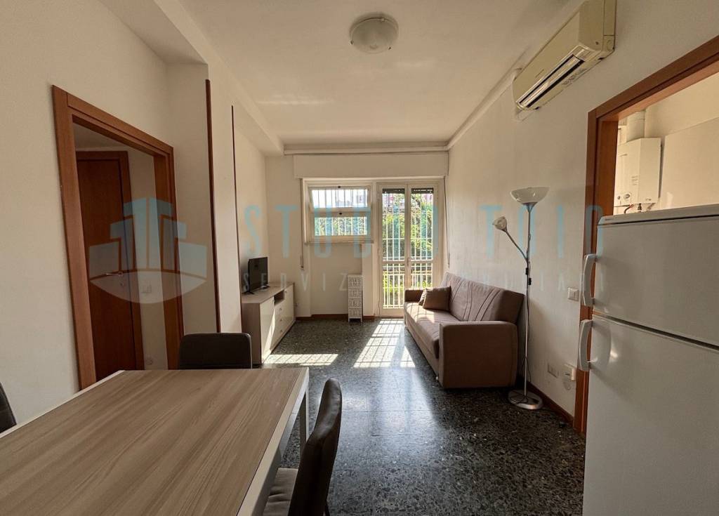 appartamento in vendita a Milano in zona Città Studi