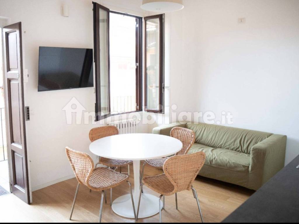 appartamento in vendita a Milano in zona Isola