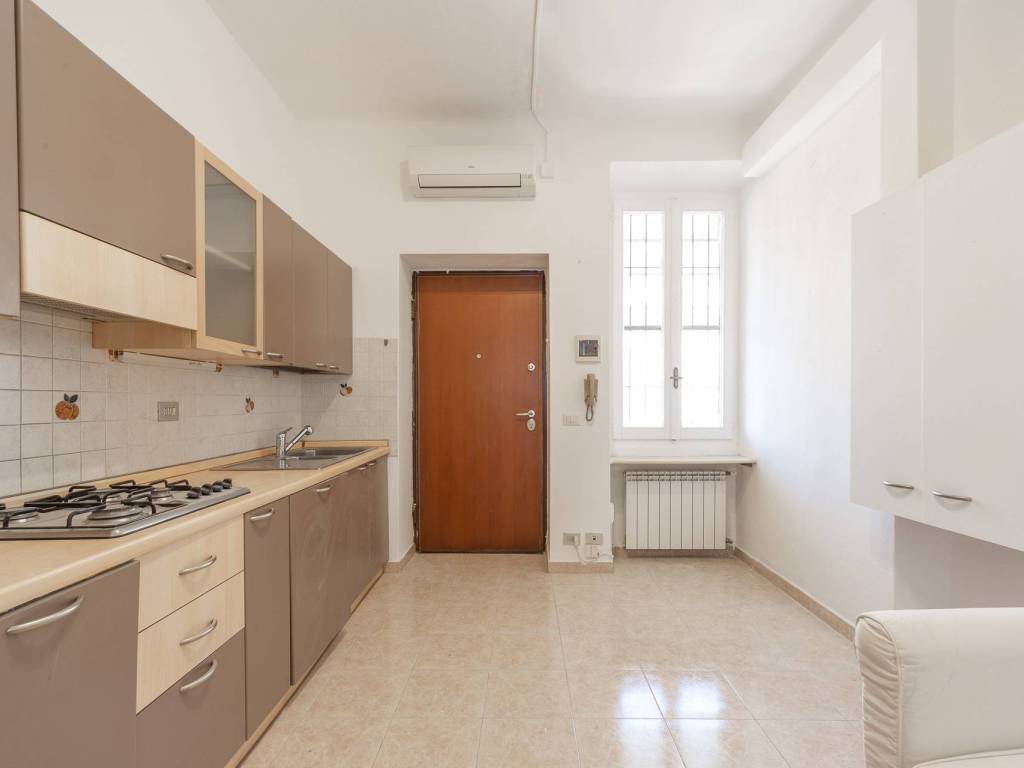 appartamento in vendita a Milano in zona Vigentino