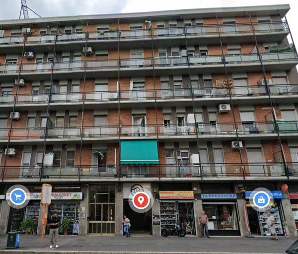 appartamento in vendita a Milano in zona Corvetto