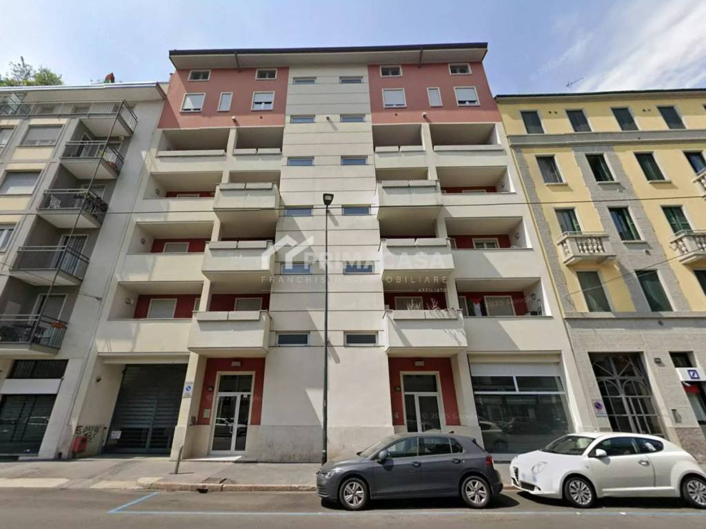 appartamento in vendita a Milano in zona Chiesa Rossa