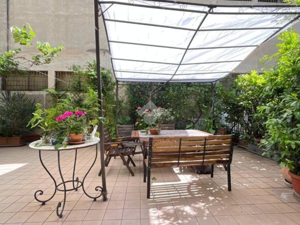 appartamento in vendita a Milano in zona Isola