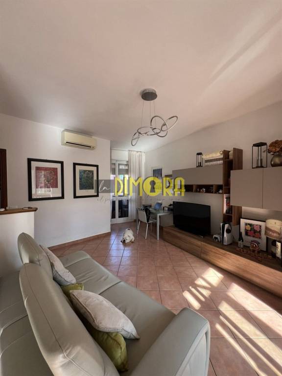 appartamento in vendita a Milano in zona Quarto Oggiaro
