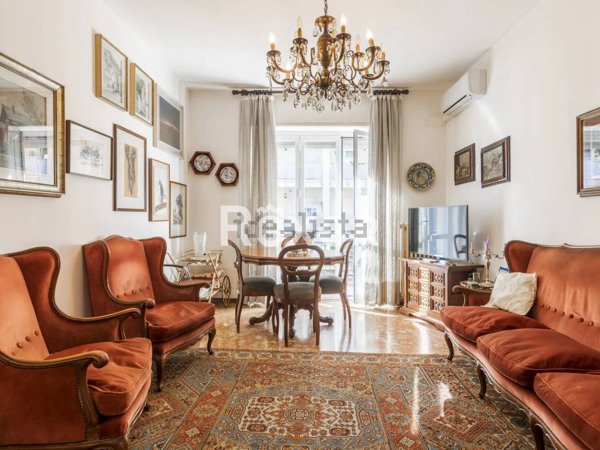 appartamento in vendita a Milano in zona Isola