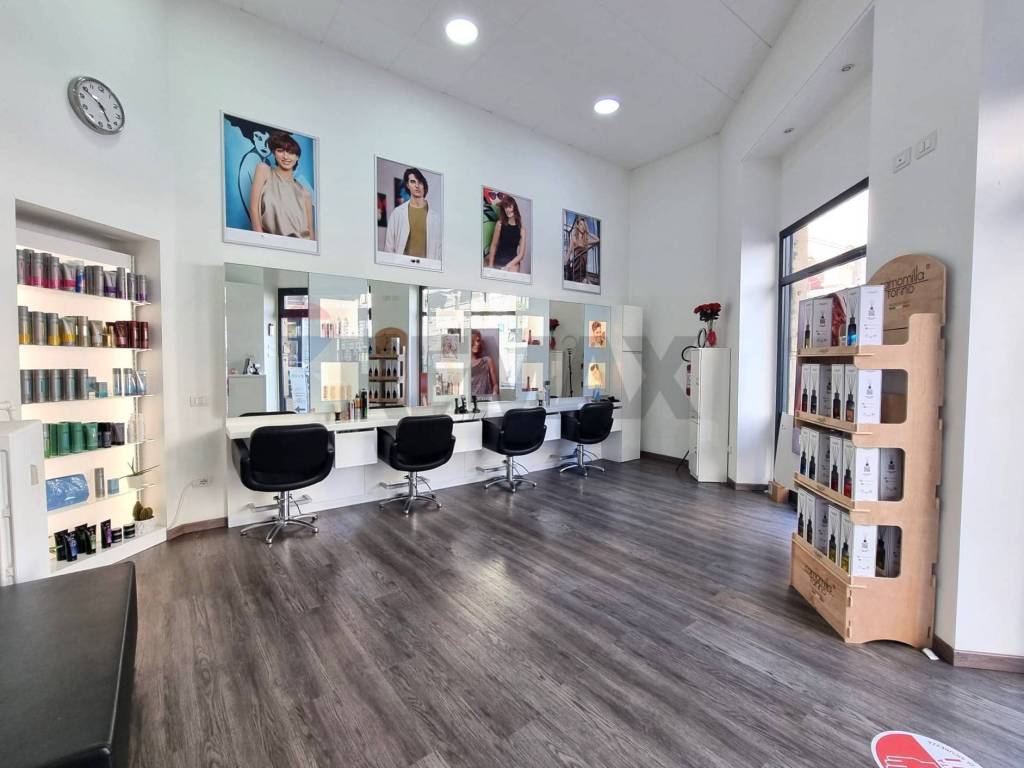 negozio in vendita a Milano in zona Porta Venezia