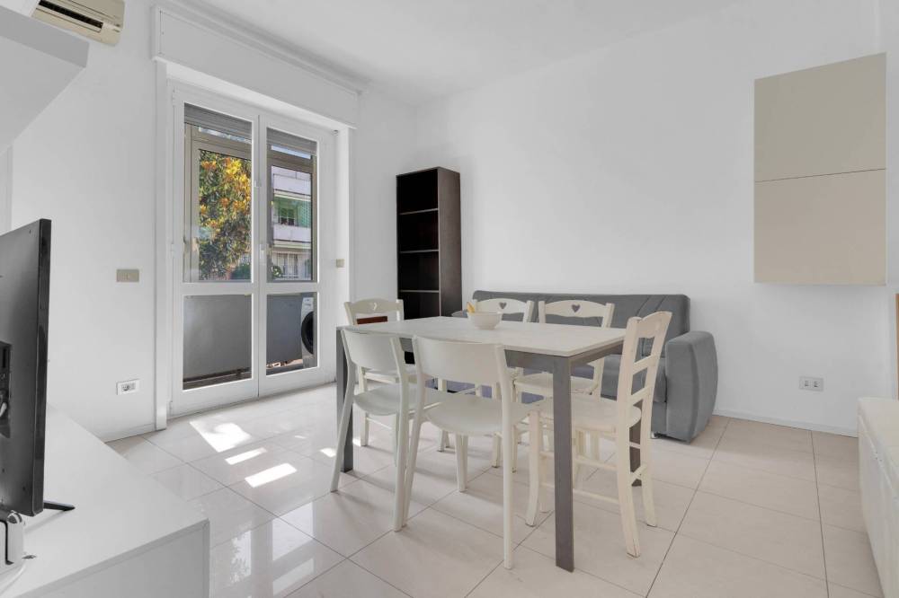appartamento in vendita a Milano in zona Corsica