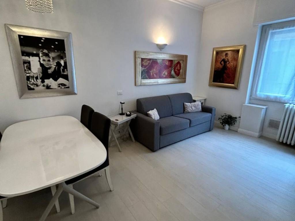 appartamento in vendita a Milano in zona Bande Nere