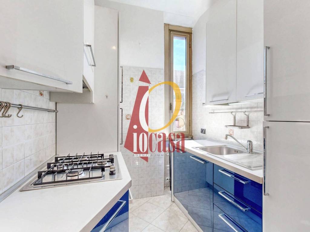 appartamento in vendita a Milano in zona Piazzale Lodi