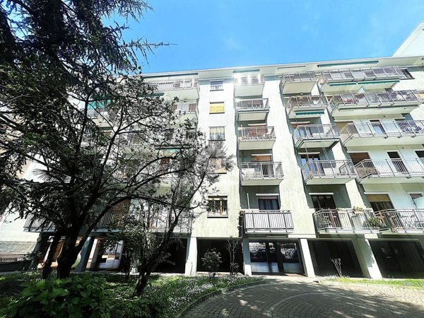 appartamento in vendita a Milano in zona Garegnano